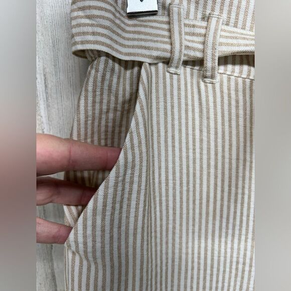 Maurices Wide Leg Pull On Tan White Striped Pants Womens Medium - Picture 2 of 10